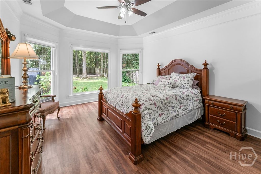 Image 25 of property listing at 47 Myrtlewood Drive, Savannah, GA 31405