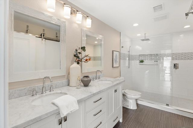 1913 Alga Rd A, Carlsbad, CA 92009