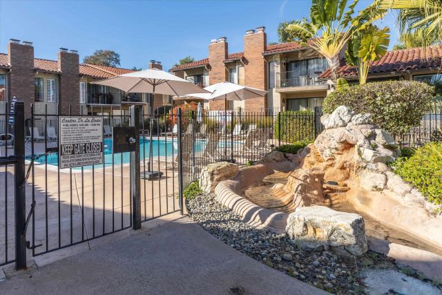 1913 Alga Rd A, Carlsbad, CA 92009