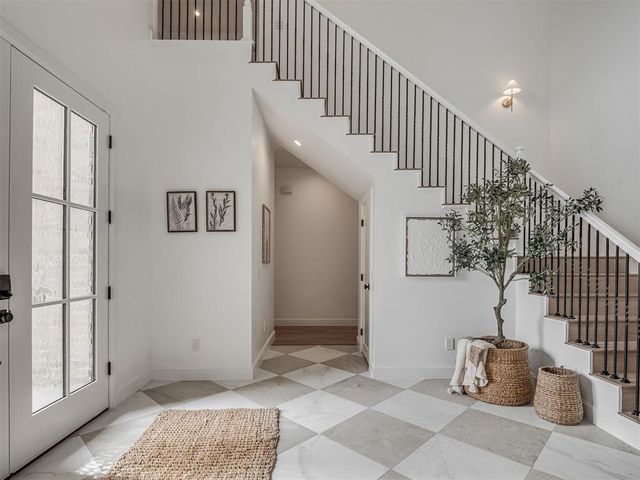2805 Deer Valley Lane, Yukon, OK 73099