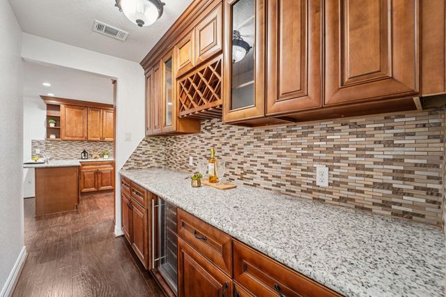 223 County Road 193, Alvin, TX 77511