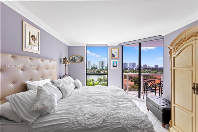 3598 Yacht Club Drive 1004, Aventura, FL 33180
