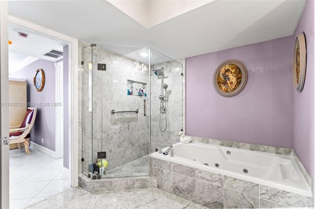 3598 Yacht Club Drive 1004, Aventura, FL 33180