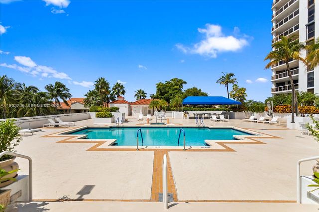 3598 Yacht Club Drive 1004, Aventura, FL 33180