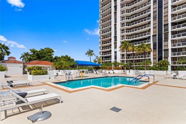 3598 Yacht Club Drive 1004, Aventura, FL 33180