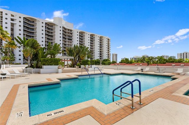 3598 Yacht Club Drive 1004, Aventura, FL 33180