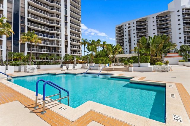 3598 Yacht Club Drive 1004, Aventura, FL 33180