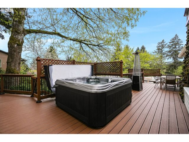 610 Sw PRIMROSE St, Portland, OR 97219