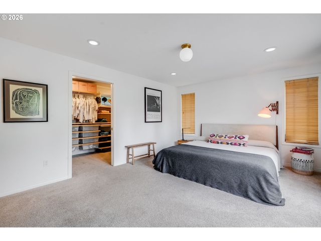 610 Sw PRIMROSE St, Portland, OR 97219