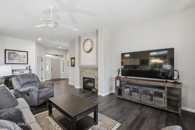 5231 W Winding Desert Drive, Marana, AZ 85658