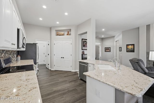 5231 W Winding Desert Drive, Marana, AZ 85658