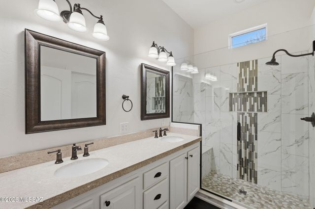 5231 W Winding Desert Drive, Marana, AZ 85658