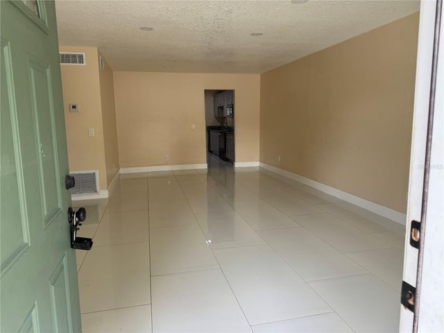 725 NORTHLAKE BOULEVARD 18, Altamonte Springs, FL 32701