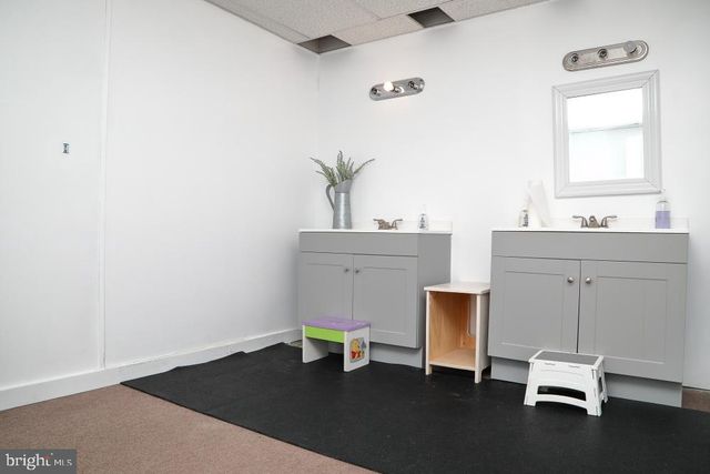 726-730 W MAIN ST, Mount Joy, PA 17552