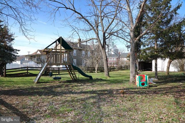 726-730 W MAIN ST, Mount Joy, PA 17552