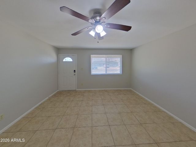3749 W BUTLER Drive, Phoenix, AZ 85051