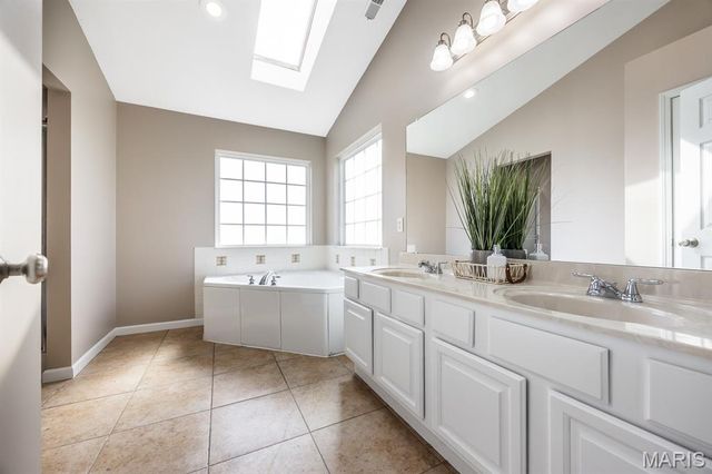 6 Primrose Lane, Trenton, IL 62293