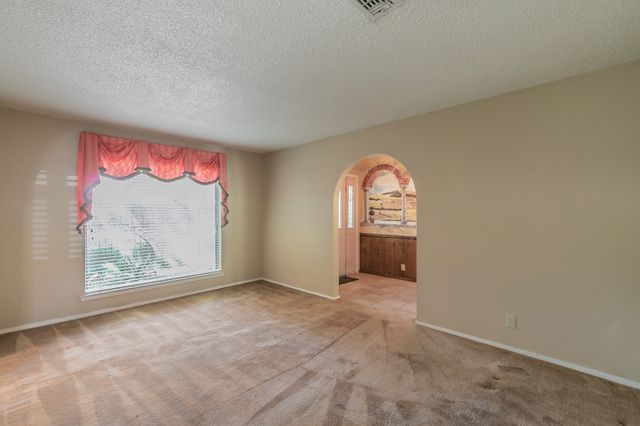 1713 Venetian Circle, Arlington, TX 76013