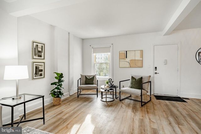 209 SHARPLESS ST, West Chester, PA 19382