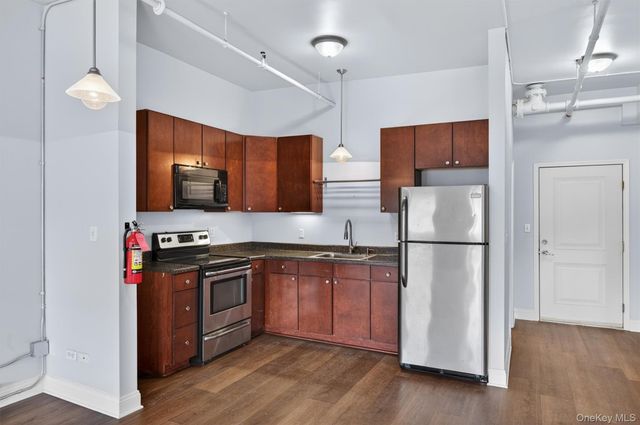 23 W Main Street 1, Middletown, NY 10940