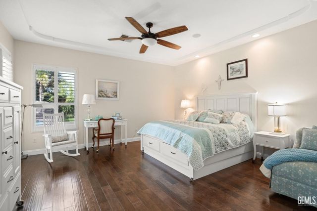 11502 Crabbet Park Drive, Bakersfield, CA 93311