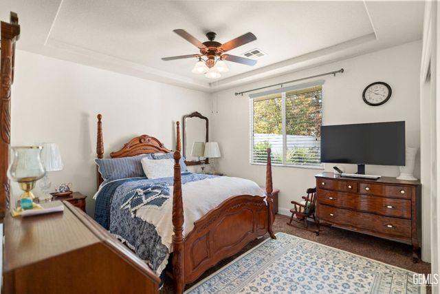 11502 Crabbet Park Drive, Bakersfield, CA 93311