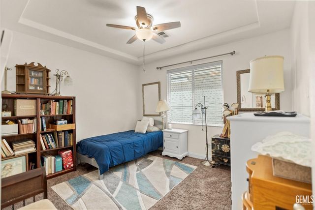 11502 Crabbet Park Drive, Bakersfield, CA 93311