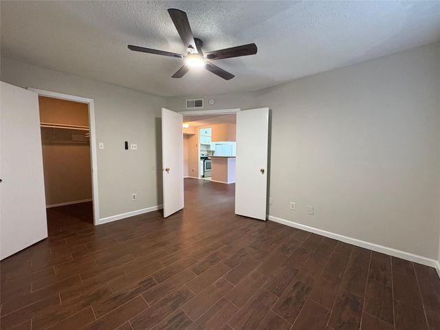 10555 Turtlewood Court 2612, Houston, TX 77072