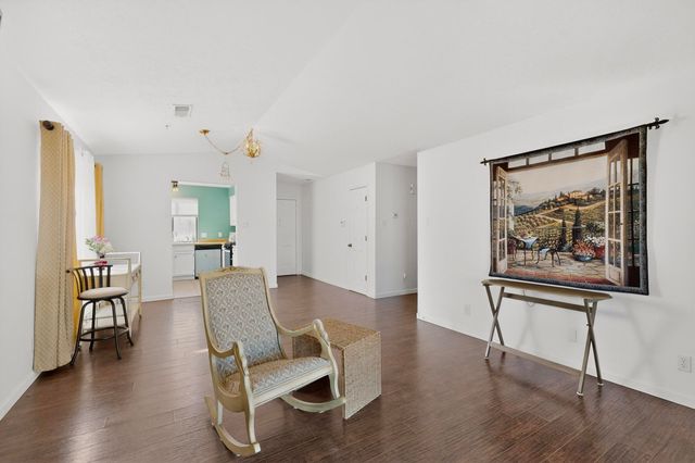 4848 Platinum Loop NE, Rio Rancho, NM 87124