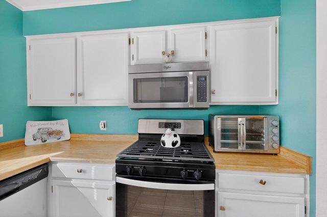 4848 Platinum Loop NE, Rio Rancho, NM 87124