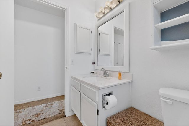 4848 Platinum Loop NE, Rio Rancho, NM 87124