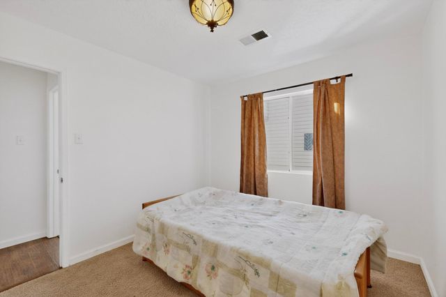 4848 Platinum Loop NE, Rio Rancho, NM 87124