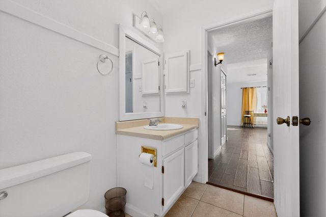 4848 Platinum Loop NE, Rio Rancho, NM 87124