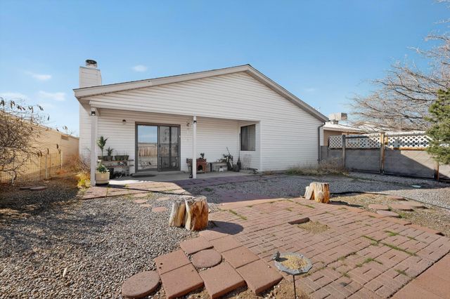 4848 Platinum Loop NE, Rio Rancho, NM 87124