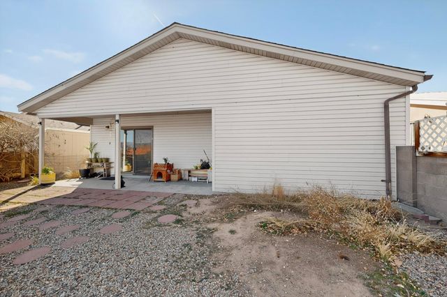 4848 Platinum Loop NE, Rio Rancho, NM 87124