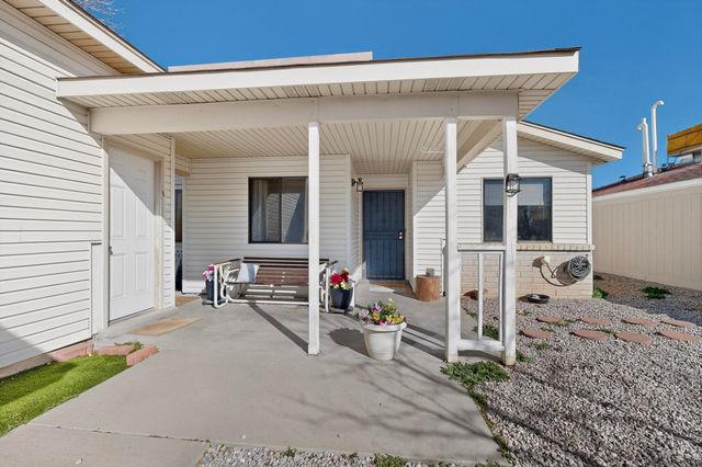 4848 Platinum Loop NE, Rio Rancho, NM 87124