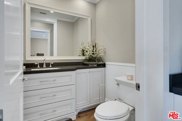 19633 Wells Drive, Tarzana, CA 91356