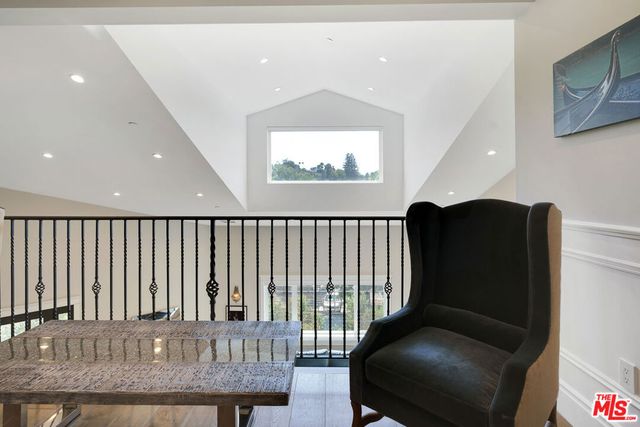 19633 Wells Drive, Tarzana, CA 91356