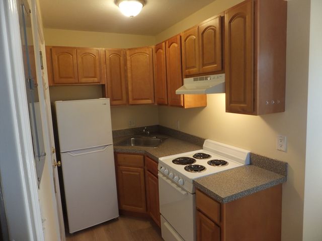1581 Commercial St 5, Weymouth, MA 02189