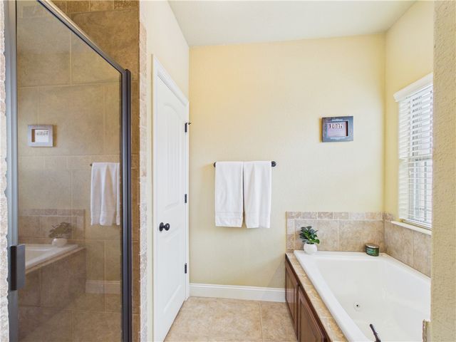 6105 Sage Drive, Rogers, AR 72758