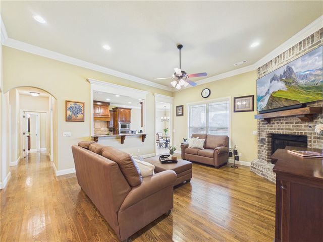 6105 Sage Drive, Rogers, AR 72758