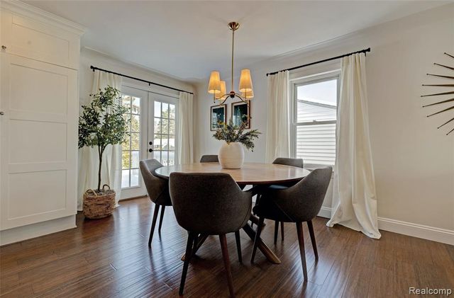 4404 Pinedale Avenue, Clarkston, MI 48346