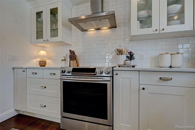 4404 Pinedale Avenue, Clarkston, MI 48346