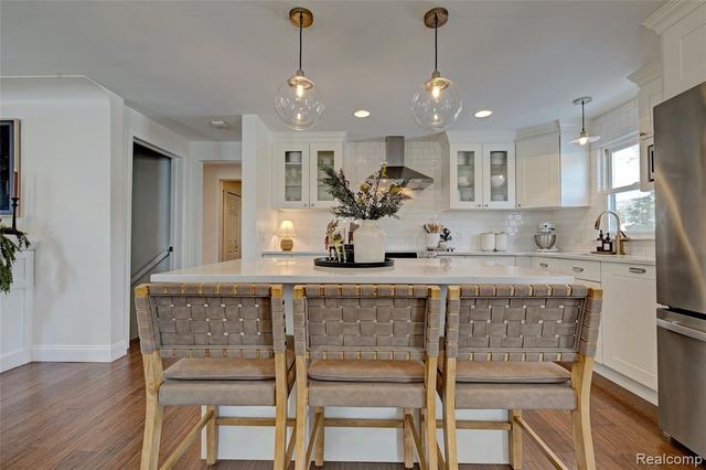 4404 Pinedale Avenue, Clarkston, MI 48346