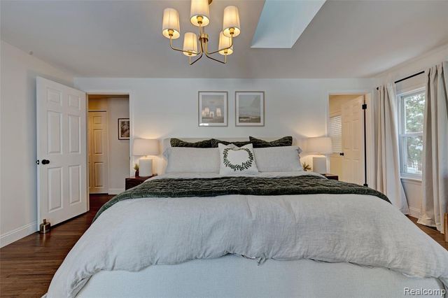 4404 Pinedale Avenue, Clarkston, MI 48346