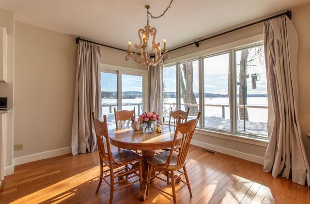 130 Lands End Road, Derby, VT 05829