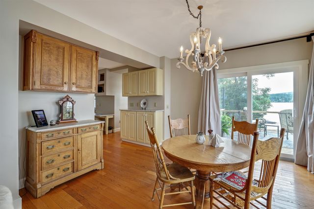 130 Lands End Road, Derby, VT 05829