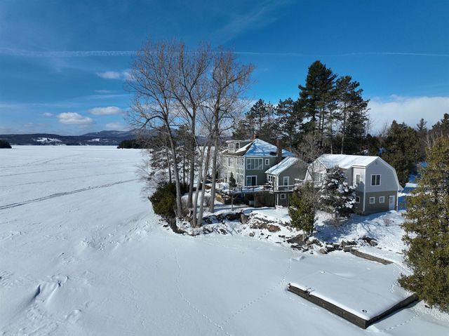 130 Lands End Road, Derby, VT 05829