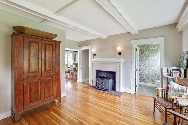 130 Lands End Road, Derby, VT 05829