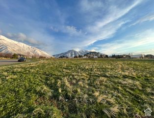 683 W OVERLOOK RIDGE CIR, Mapleton, UT 84664